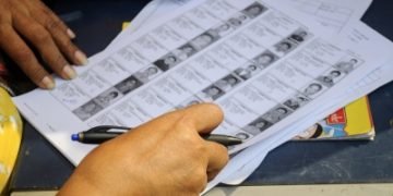 Polling for eight Lok Sabha seats begins in UP