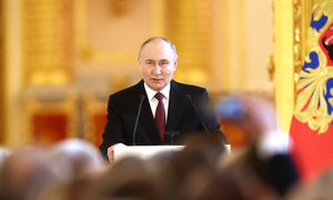 Ceremony to mark Putin’s fifth term in office divides EU