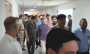SC asks CM Kejriwal to not visit his office or secretariat, among other conditions