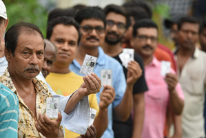 CAPF deployment increased in Bengal’s seven LS seats, polling underway