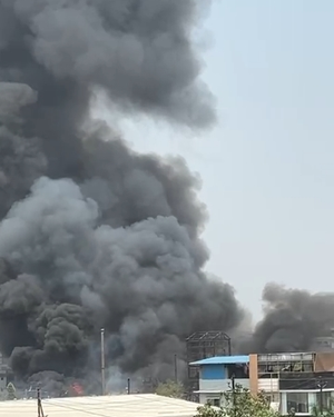 6 killed, 48 hurt after triple explosions and fire rock Thane chemical factory 