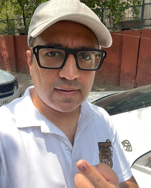 ‘Panchsheel vaalo ko kya ho gaya’, Ashneer Grover after casting vote amid sweltering heat