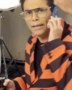 SRK gets friendship ultimatum from Karan Johar in leaked clip