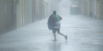 Torrential rains lash multiple cities in China