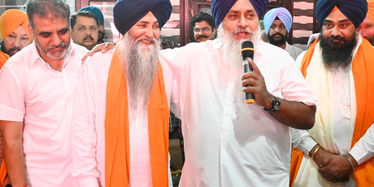 Big boost in Patiala District to Akali Dal, BJP District Rural President and SGPC member Surjit Singh Garhi rejoins SAD with hundreds of supporters in presence of Sukhbir Singh Badal