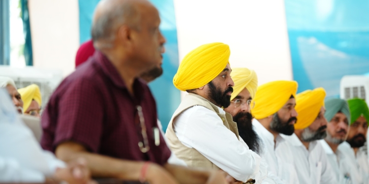 Mann on a mission in Bathinda – addressed the issues of the people, recounted his works of two years, took Badals to task again!