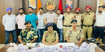 PUNJAB POLICE IN JOINT OPERATION WITH BSF ARREST SEVEN DRUG SMUGGLERS WITH 5.47KG HEROIN, ₹1.07 LAKH DRUG MONEY