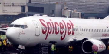 SpiceJet flight to Leh returns to Delhi after engine hit by bird