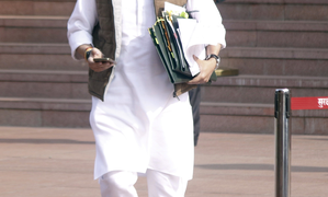 Jyotiraditya Scindia all set to retain Cabinet berth
