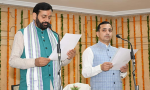Haryana CM administers oath to HSSC Chairman