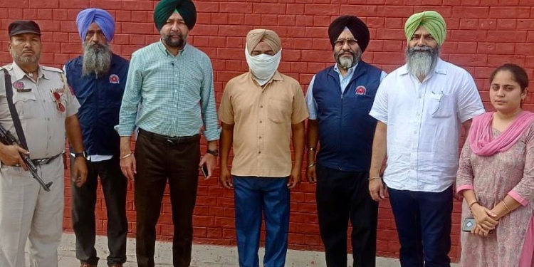 Vigilance Bureau nabs Head Constable for taking Rs 5,000 bribe