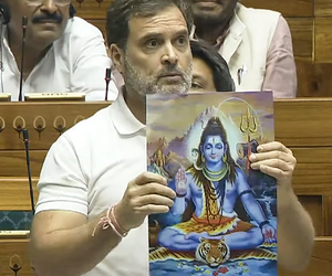 Case filed against LoP Rahul Gandhi in Bihar court over Hindu remarks