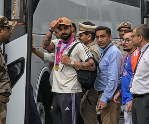 Weather god showers love as champs return home! Rohit & Co. receive hero’s welcome