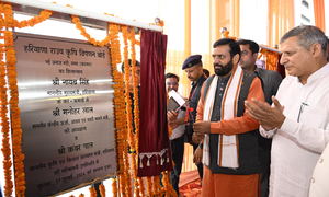 Haryana CM opens Asia’s largest apple market in Pinjore