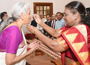 BREAKING NEWS: President Murmu’s customary ‘dahi-cheeni for FM Nirmala Sitharaman