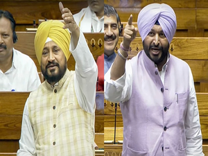 Channi vs Bittu: ‘Deshdrohi’ charge on ex-Punjab CM after war of words in Lok Sabha