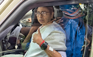 BREAKING NEWS: Mamata Banerjee walks out of Niti Aayog meeting alleging ‘insult’