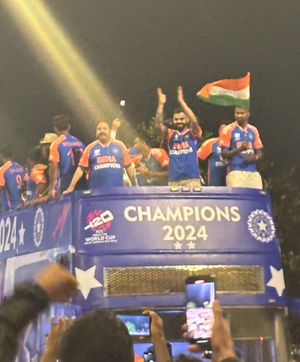 Kohli thanks Mumbai Police for their hardwork during Team India’s victory parade