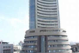 LATEST NEWS: Sensex trades flat ahead of Union Budget