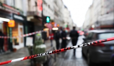 INTERNATIONAL NEWS: Policeman injured in knife attack in Paris
