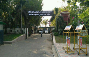 Breaking News: Ahmedabad Crime Branch busts gambling ring, seizes cash, bikes and mobiles