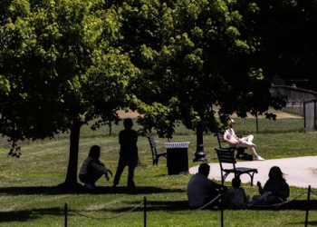 Over 60 million Americans under alerts as heat wave hits US