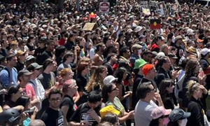 Australian population passes 27 million