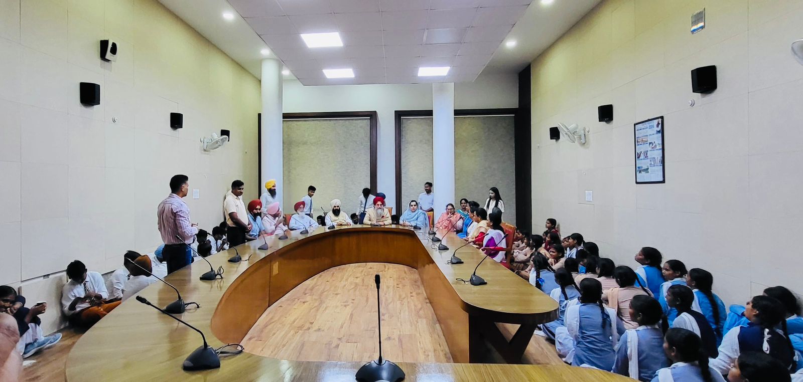 PVS Speaker engages with students of Kotakpura on sidelines of Punjab Vidhan Sabha session