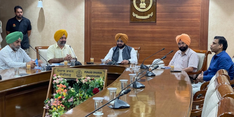 Punjab Rural Development Minister Tarunpreet Singh Sond holds meeting with district officers regarding the preparations of Gram Panchayat Elections