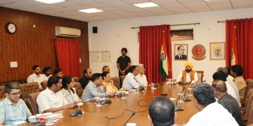 Punjab CM reviews arrangement for paddy procurement in state