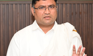 Haryana: Setback for BJP, Ashok Tanwar rejoins Congress in presence of Rahul Gandhi