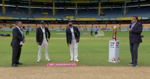 1st Test: Sarfaraz, Kuldeep come in as India elect to bat first against NZ