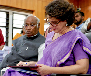 After nomination, Priyanka Gandhi writes intimate letter to people of Wayanad