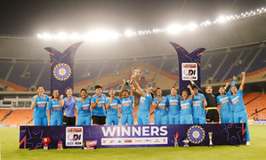 3rd ODI: Smriti Mandhana’s record-breaking hundred helps India beat New Zealand 2-1