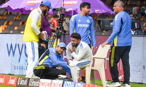 ‘He’s got a bit of swelling on it’: Rohit on Pant after blow to knee