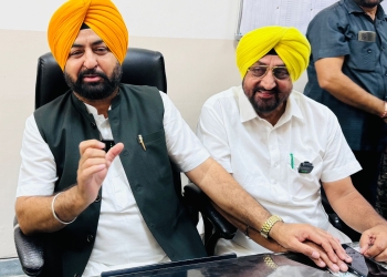 Centre is betraying the farmers by placing obstacles in the purchase of paddy: Hardeep Singh Mundian