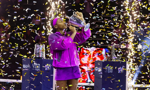 Gauff beats Zheng in thriller to win WTA Finals title