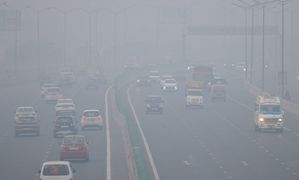 Delhi air quality dips again, several areas record above 400 AQI