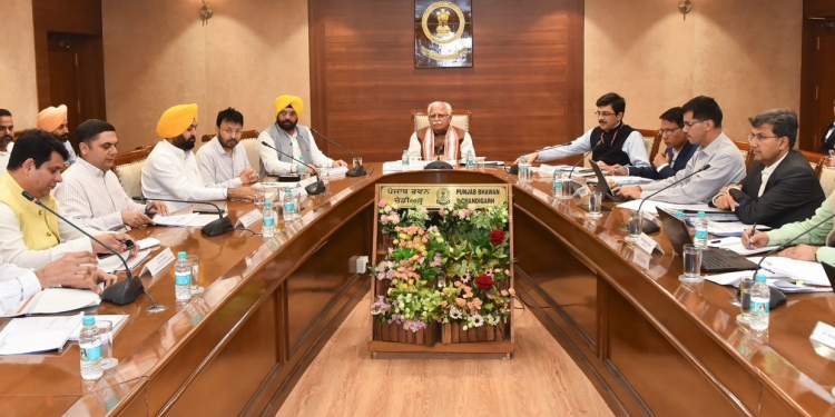 Punjab strongly puts the case of Power and Urban Development before the Centre