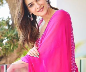 Kriti Sanon enjoys live rendition of ‘Kya Hua Tera Vaada’ with rumoured beau Kabir Bahia