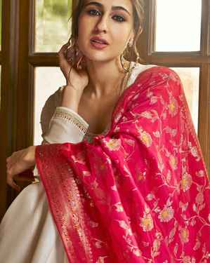Who is Sara Ali Khan’s ‘jaan’ with whom she enjoys first dinner of 2025?