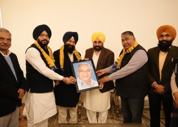 Jasvir Singh Garhi Joins Aam Aadmi Party, Calls It the True Torchbearer of Ambedkar and Kanshi Ram’s Ideals