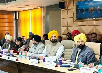 Tarunpreet Singh Sond launched special campaign for Cleaning Village Ponds