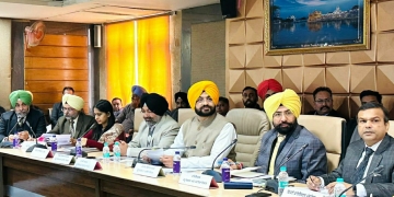 Tarunpreet Singh Sond launched special campaign for Cleaning Village Ponds