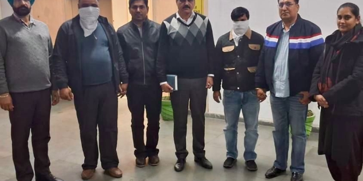 Vigilance Bureau apprehends MC Building Inspector, Architect for taking Rs 30000 bribe