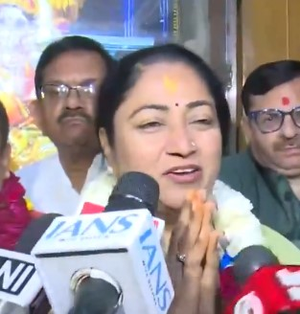 Delhi CM Rekha Gupta offers prayers at Gauri Shankar temple on Maha Shivratri