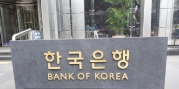 South Korea’s current account surplus more than triples in 2024: BOK