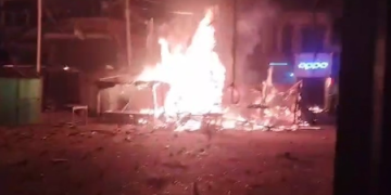 Jharkhand: Clashes erupt during Holi procession; shops, vehicles set ablaze