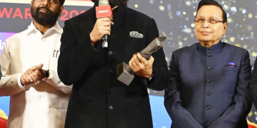 Kartik Aaryan feted with Maharashtrian of the Year, calls it his ‘proud moment’