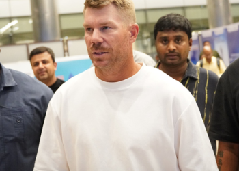 David Warner lands in Hyderabad ahead of ‘Robinhood’ trailer launch